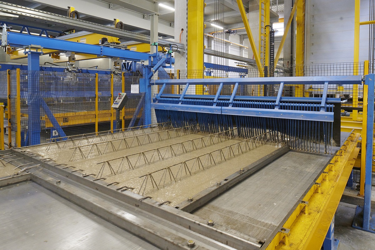 Integration of a new pallet circulation plant in an existing production